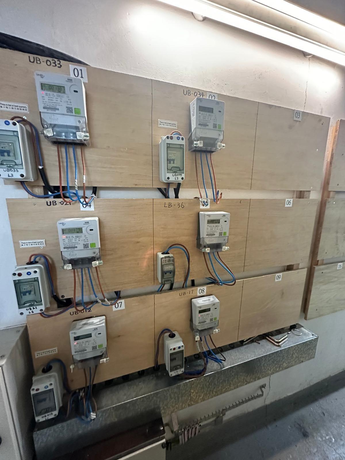 新型屋苑・電錶房內獨立電錶｜新型屋苑 13A 掣位改裝