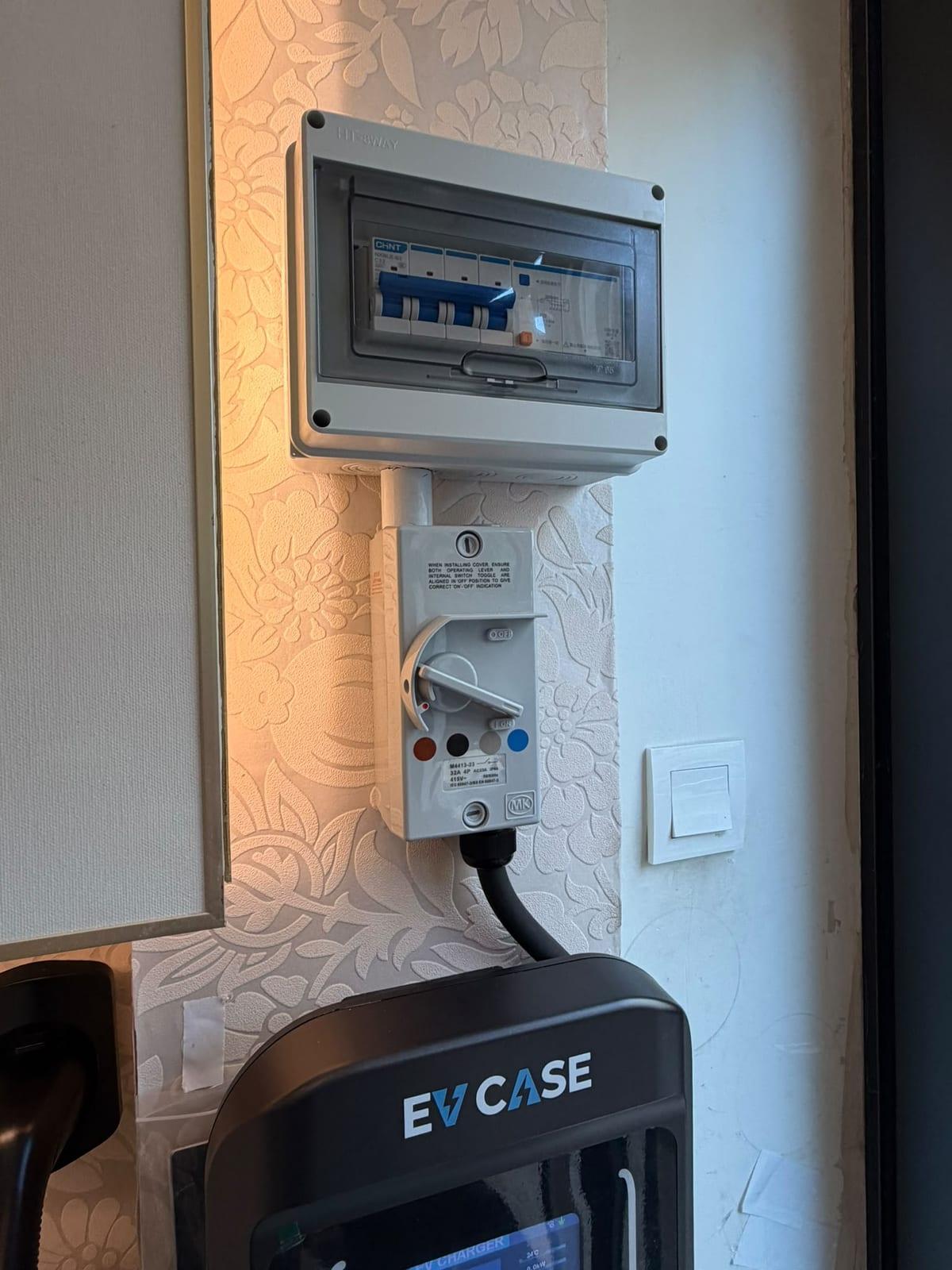 觀塘・牛頭角 牛頭角門市・RCBO 同刀掣近照｜商鋪・室內充電樁安裝