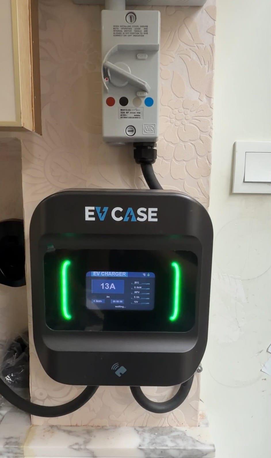 觀塘・牛頭角 牛頭角・Wall Case 3 充電中｜商鋪・室內充電樁安裝